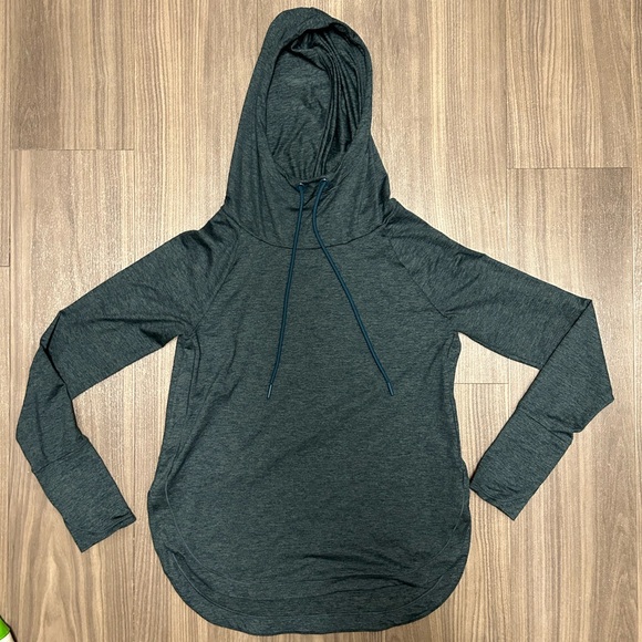 Athleta Uptempo Hoodie Sweatshirt in Bali Green/Oceanic Teal - Picture 3 of 10